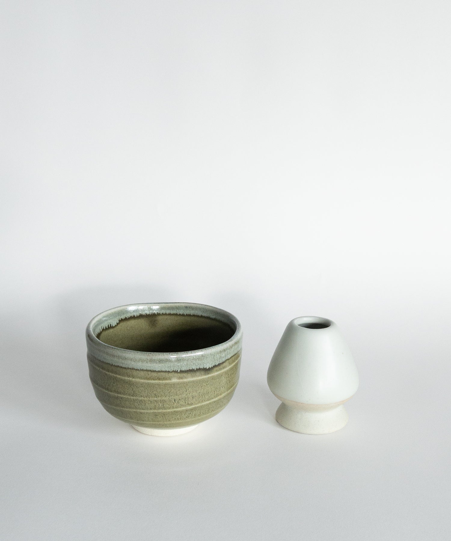 Mino Matcha Bowl & Whisk Holder Set - Olive