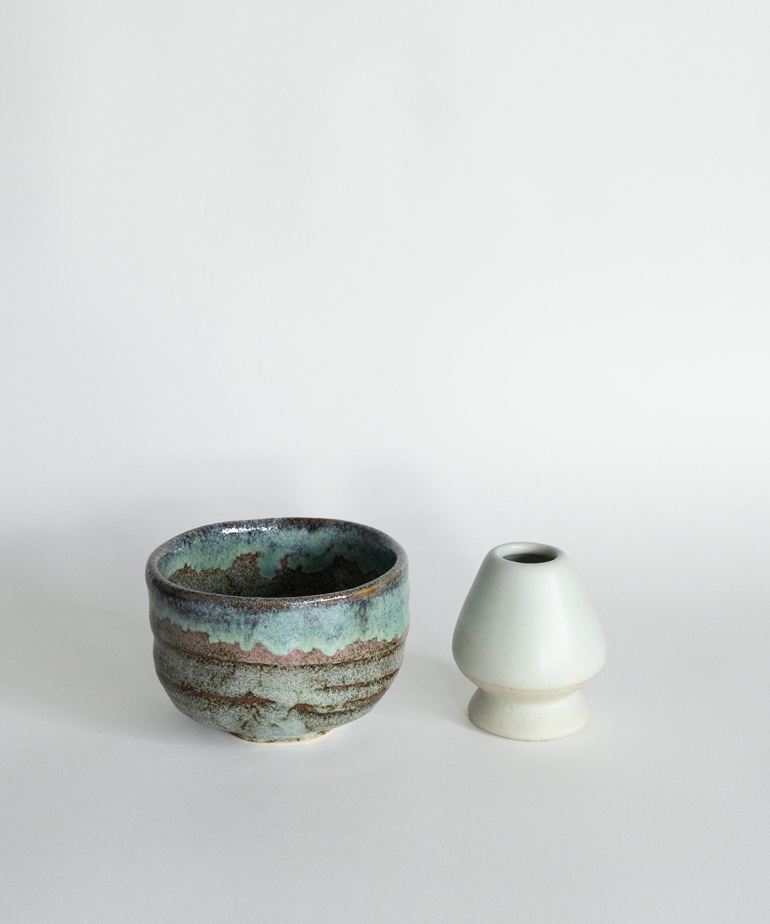 Handcrafted Japanese Mino matcha bowl and ceramic whisk holder set in turquoise glaze, handmade pottery matcha tools UK